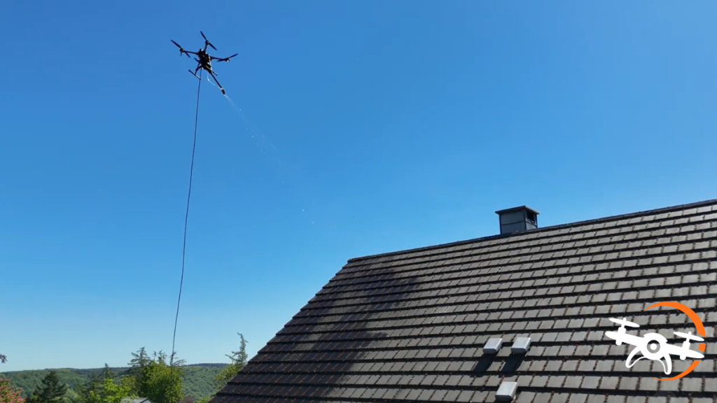 Traitement de démoussage d'une toiture à Wépion, à côté de Namur